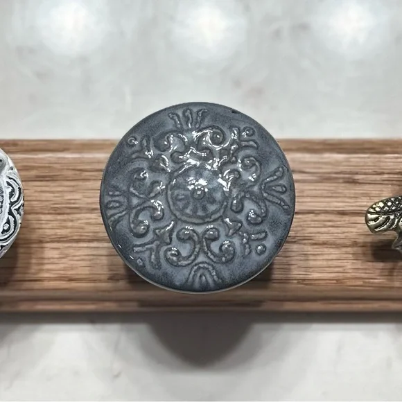 Decorative Insect and Moon Wall Hooks Storage & Organization